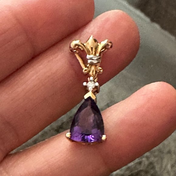 10K Gold Fleur de lis Amesthyst Pare shape with accent Diamond 10K Gold PreOwned - Picture 2 of 6